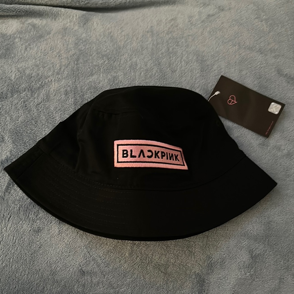 BLACKPINK DEADLINE WORLD TOUR- Bucket Hat